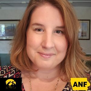 Meet your Posher, Crystal